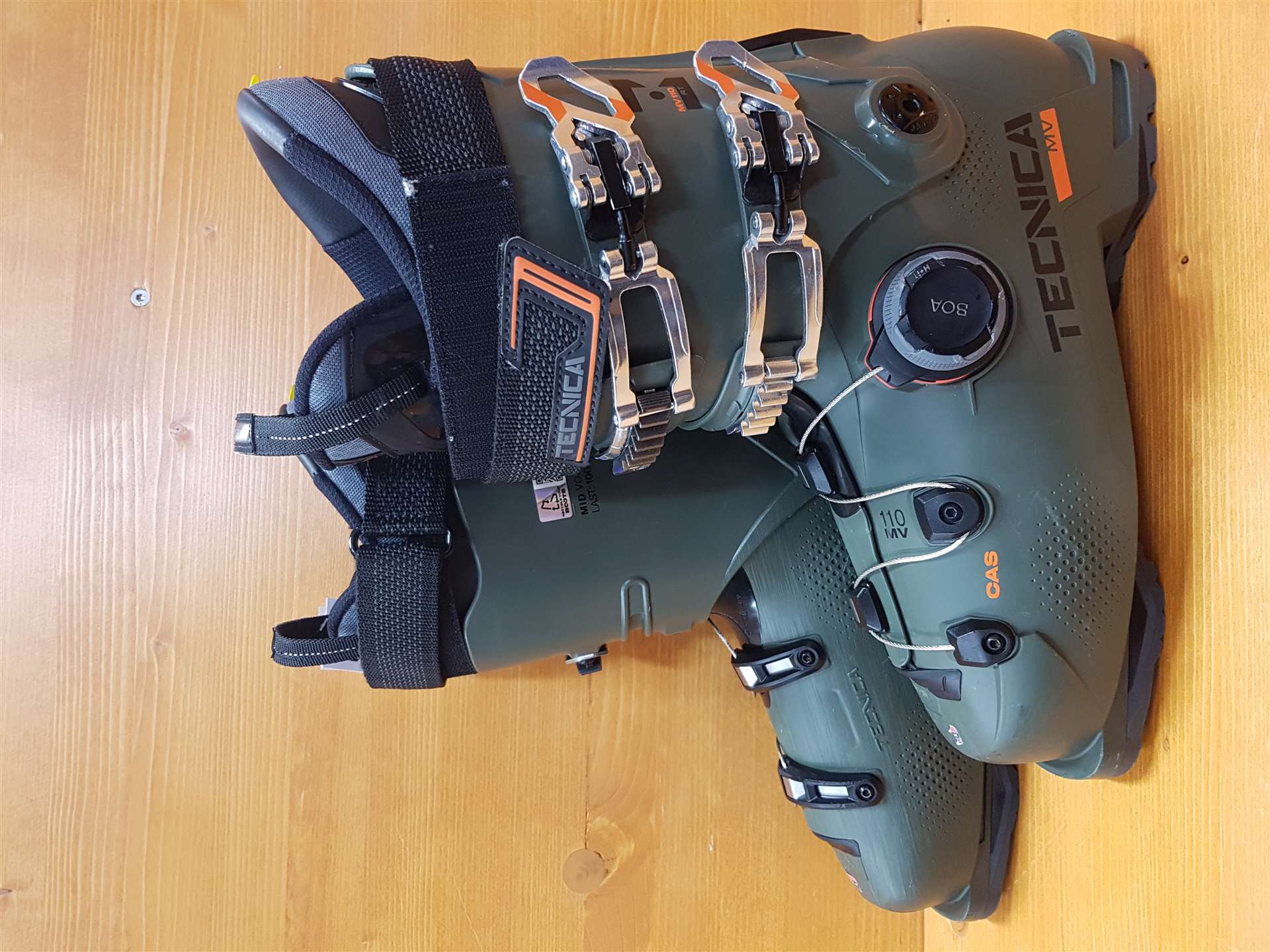 Używane buty narciarskie TECNICA MV 110 RT