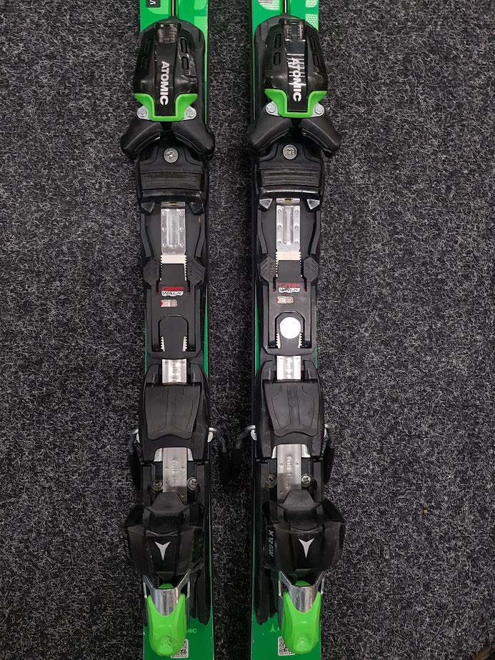 Bazárové lyže  Atomic Redster X9s Ultra Titanium