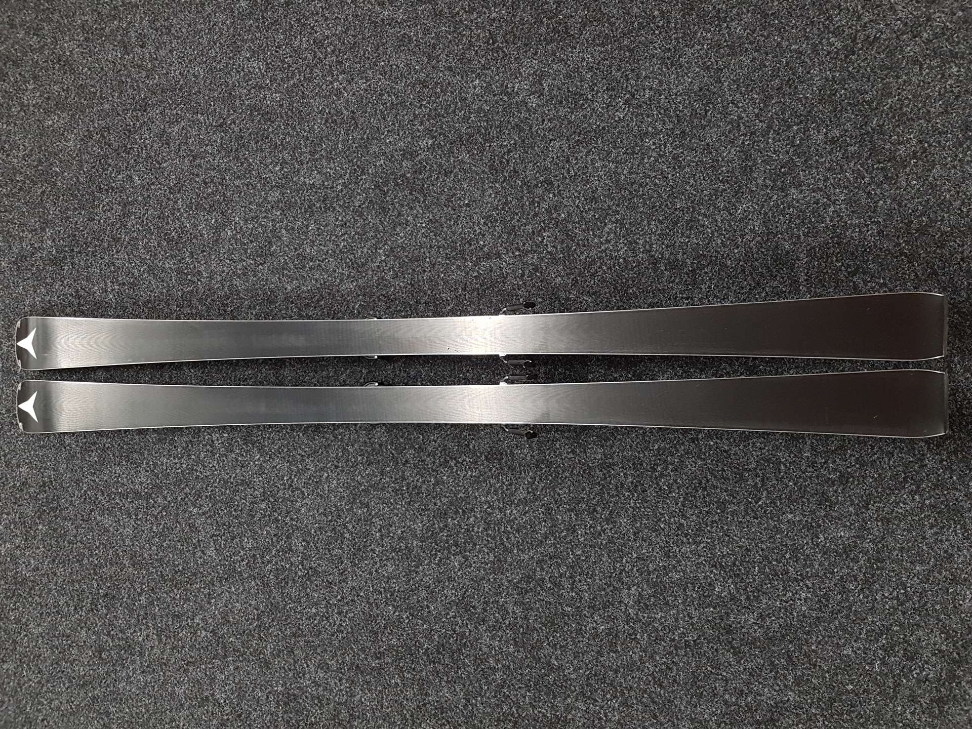 Použité lyže ATOMIC Redster X9 Ti + vázání Atomic X 12 TL