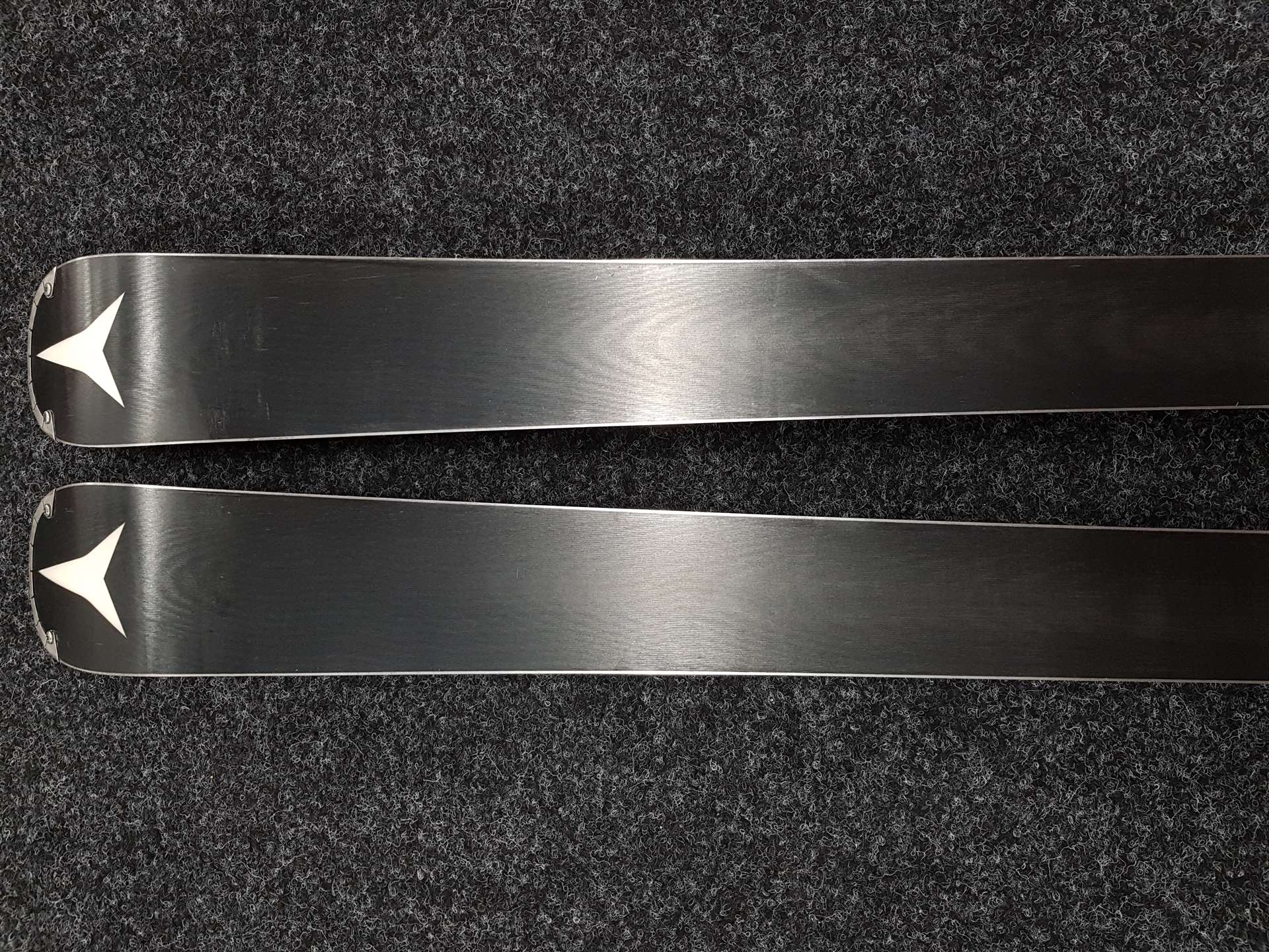 Použité lyže ATOMIC Redster X9 Ti + vázání Atomic X 12 TL