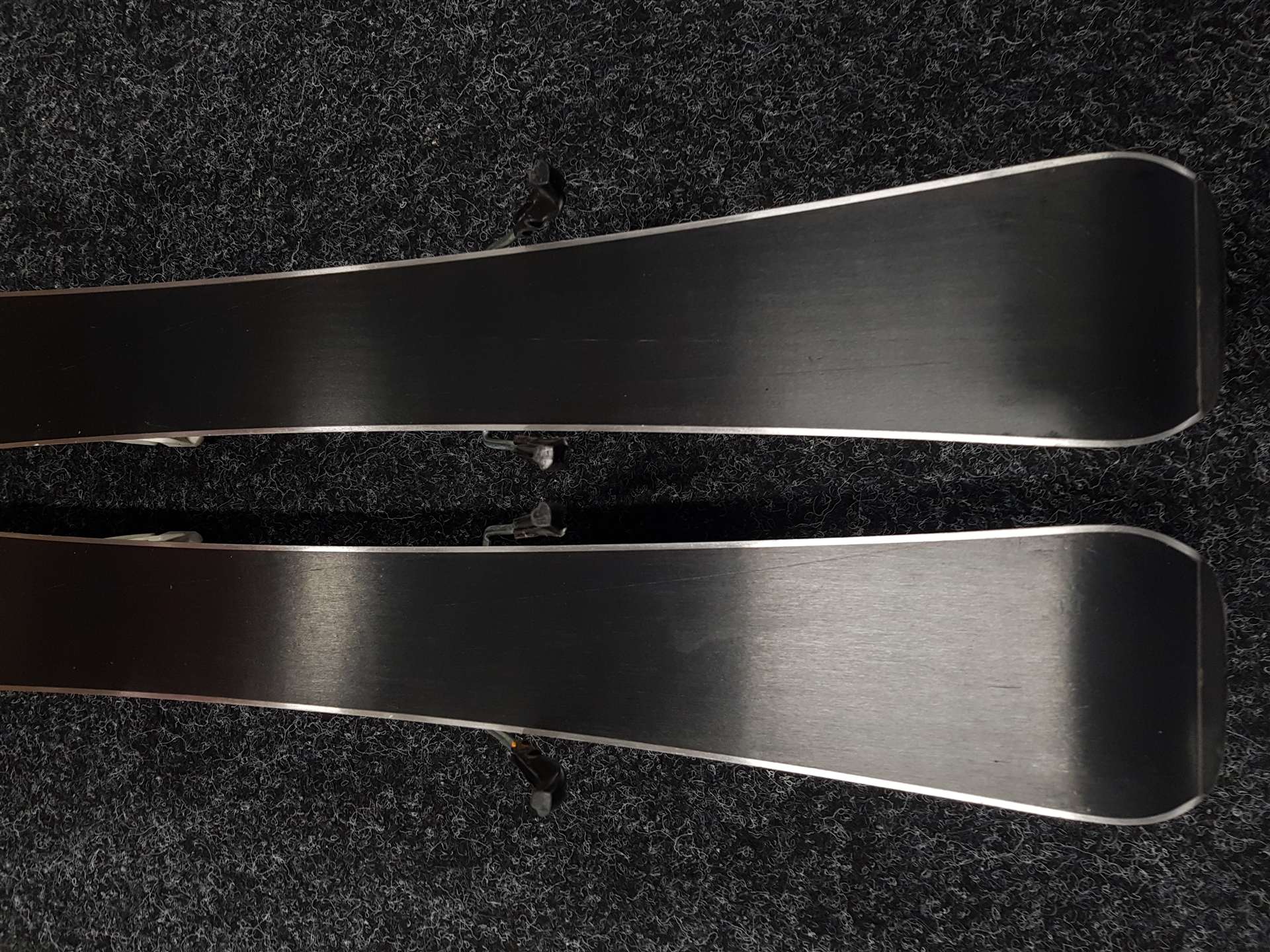 Sci da sci usati per bambini BLIZZARD Pearl JR + attacchi Marker 4.5