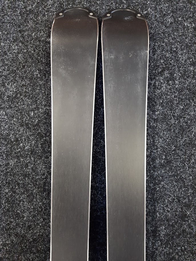 Použité detské lyže VOLKL RACE TIGER GS 8 + viazanie Marker 4.5