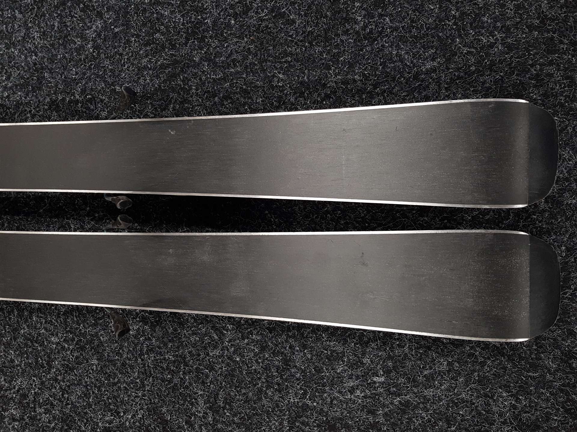 Skis enfant d'occasion VOLKL RACE TIGER GS 10 + fixations Marker 4.5