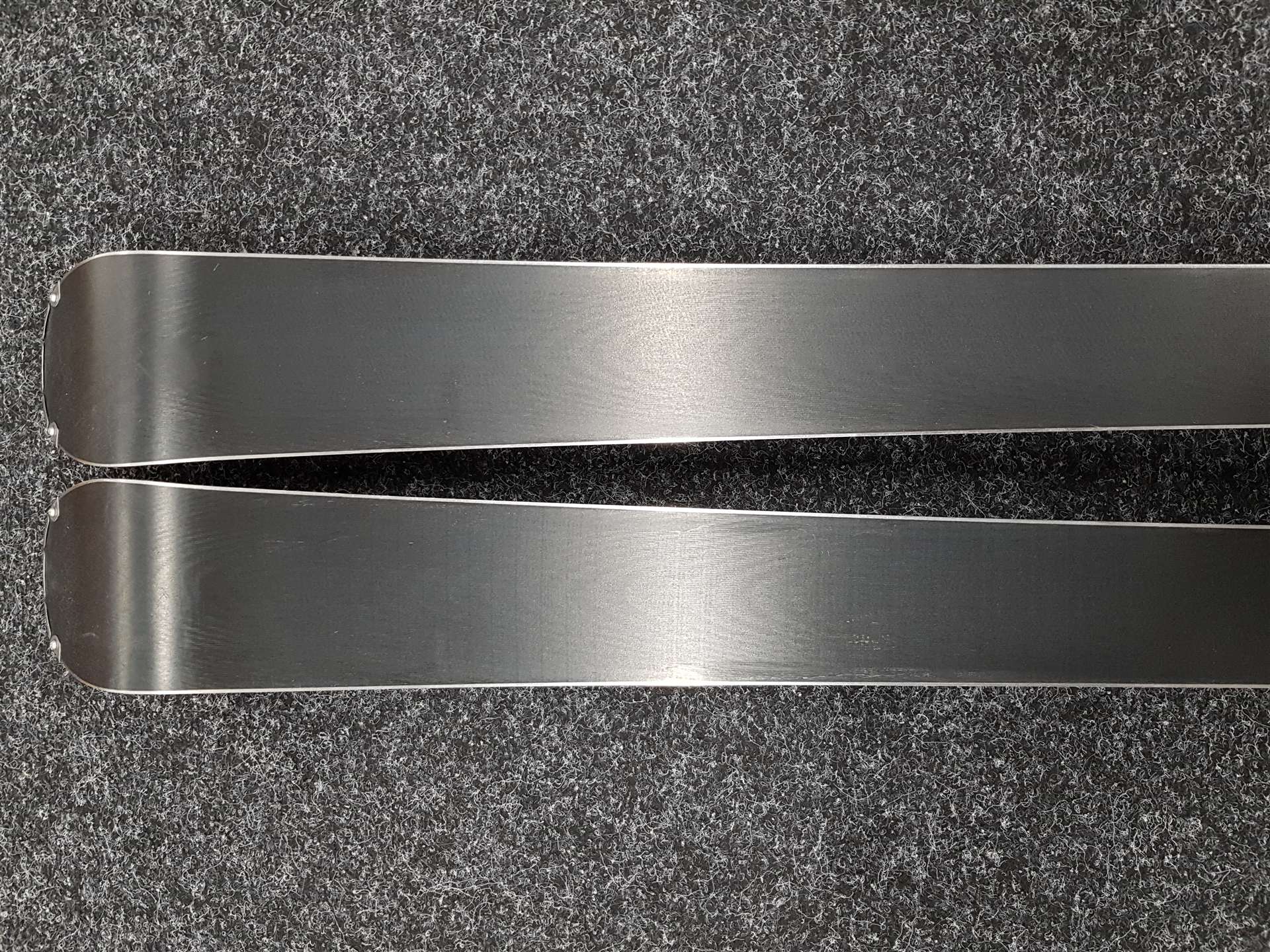 Gebrauchte DYNASTAR Speed Ski + Look NX 12 Bindungen
