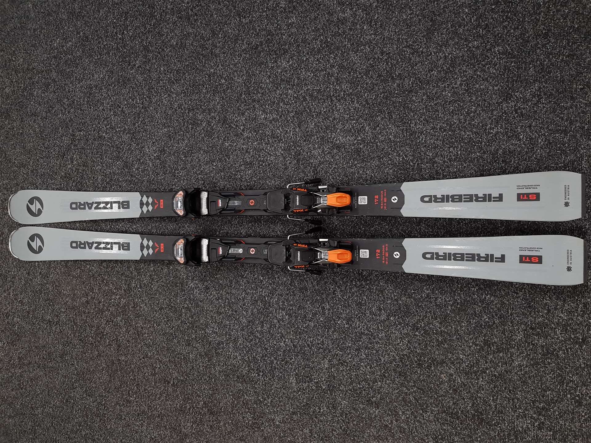 Použité lyže BLIZZARD FIREBIRD