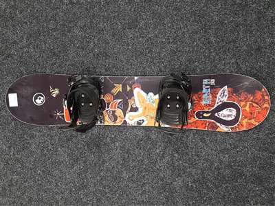 Gebruikt STUF Earth snowboard + SP bindingen maat S/M/L
