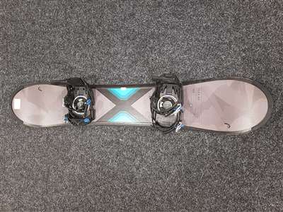 Rabljeni snowboard HEAD Flex 4D + Rossignol vezovi veličina S/M