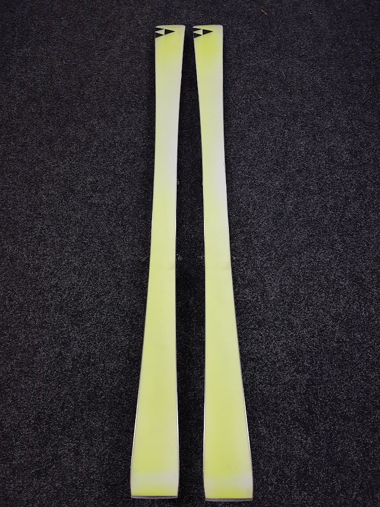 Bazaar Ski Fischer RC4 The Curv