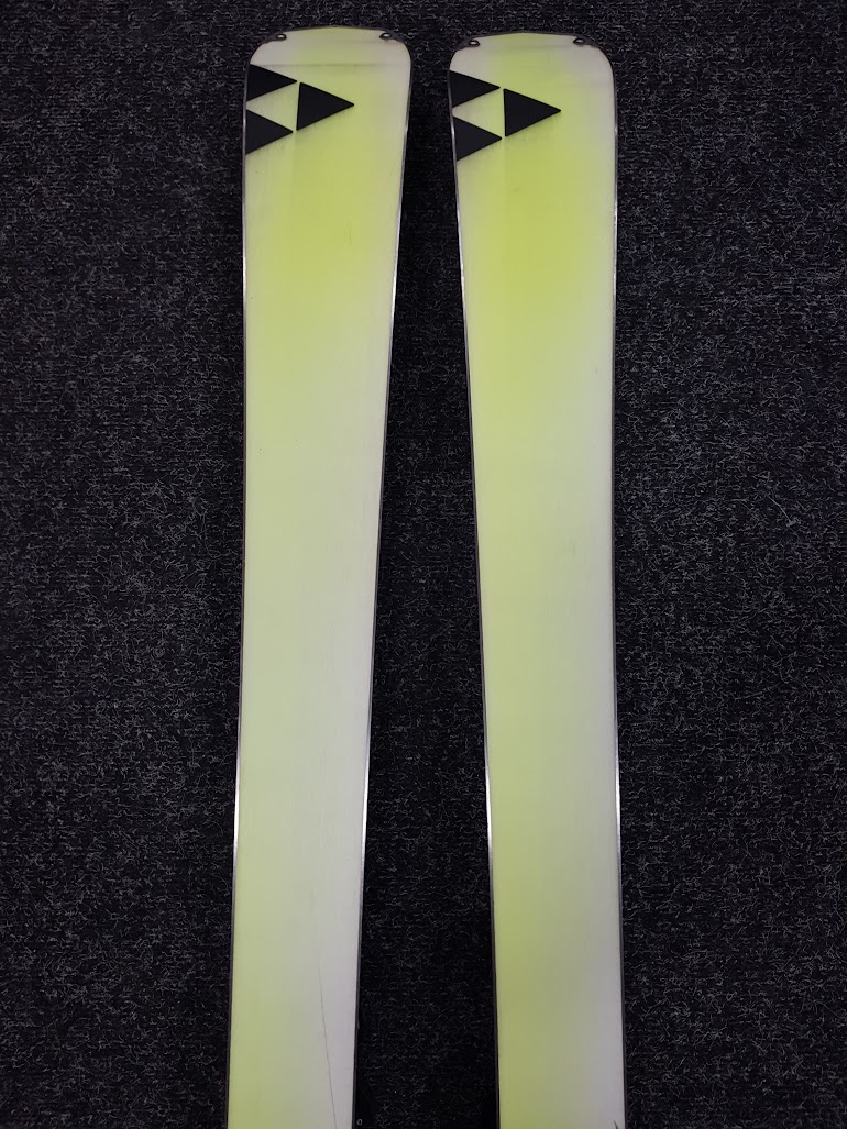 Bazaar Ski Fischer RC4 The Curv