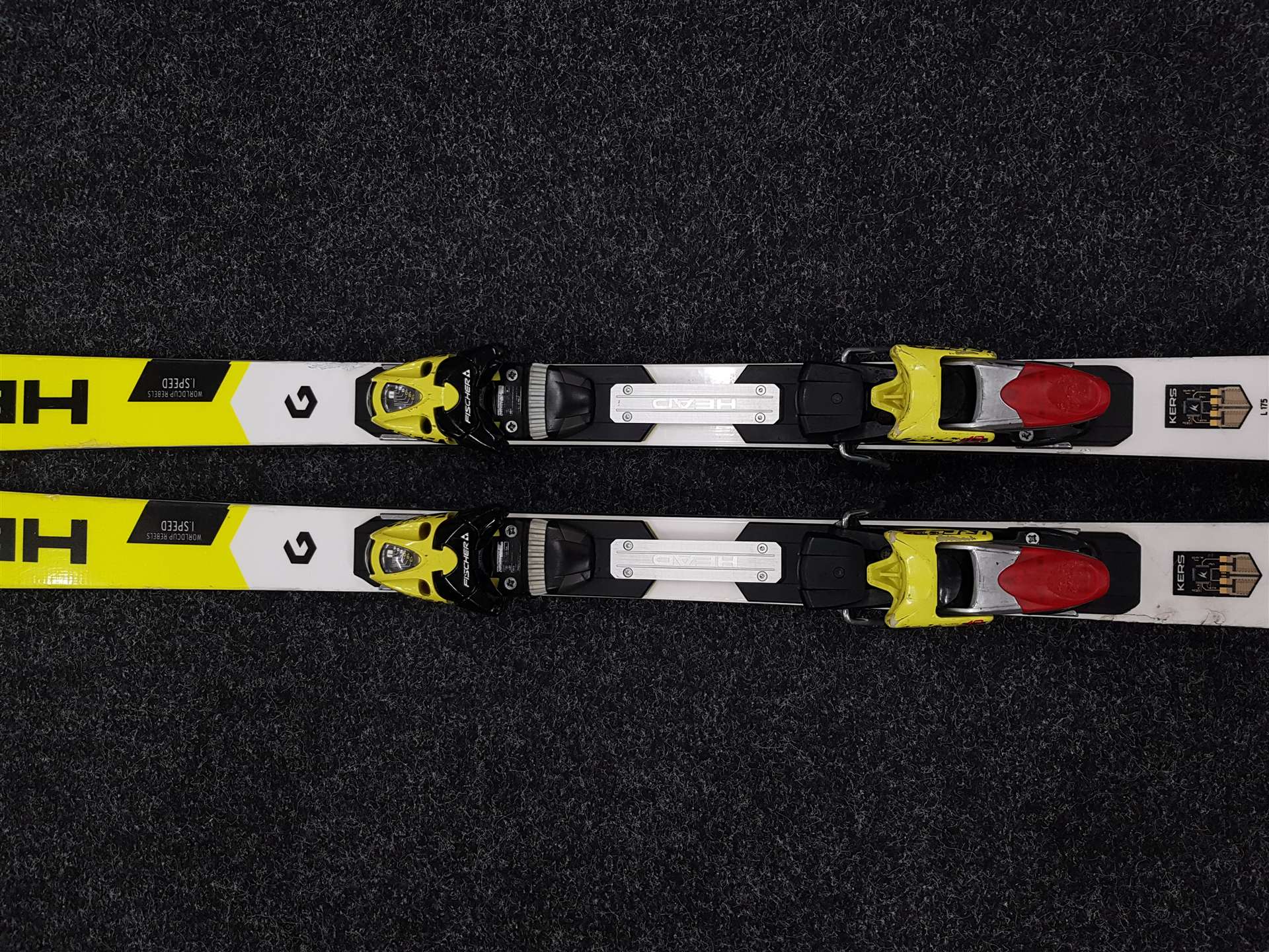 Použité lyže HEAD I.Speed + vázání Fischer RC4 13