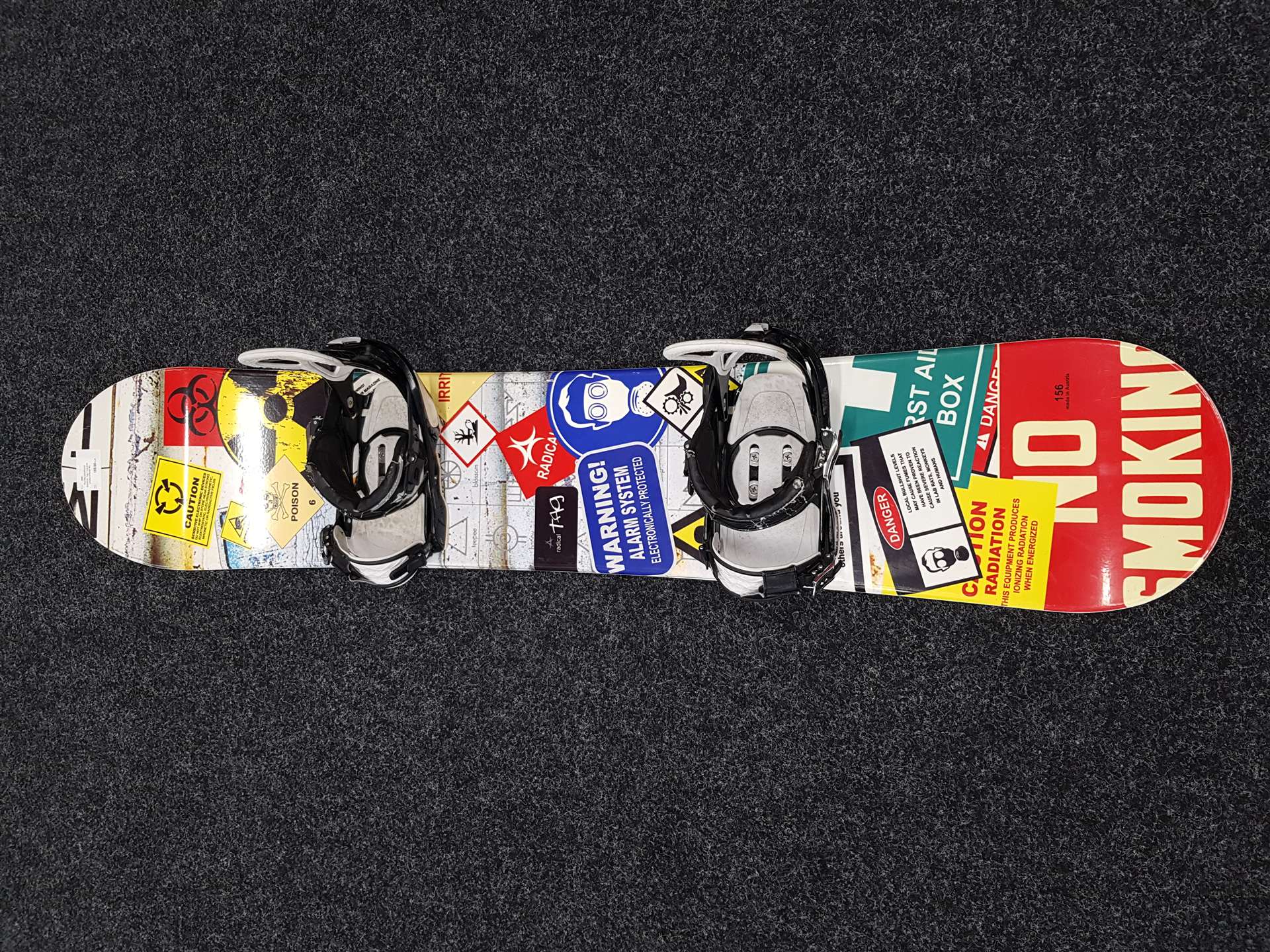 Použitý snowboard RADICAL Tag + viazanie  United veľkosť M/L