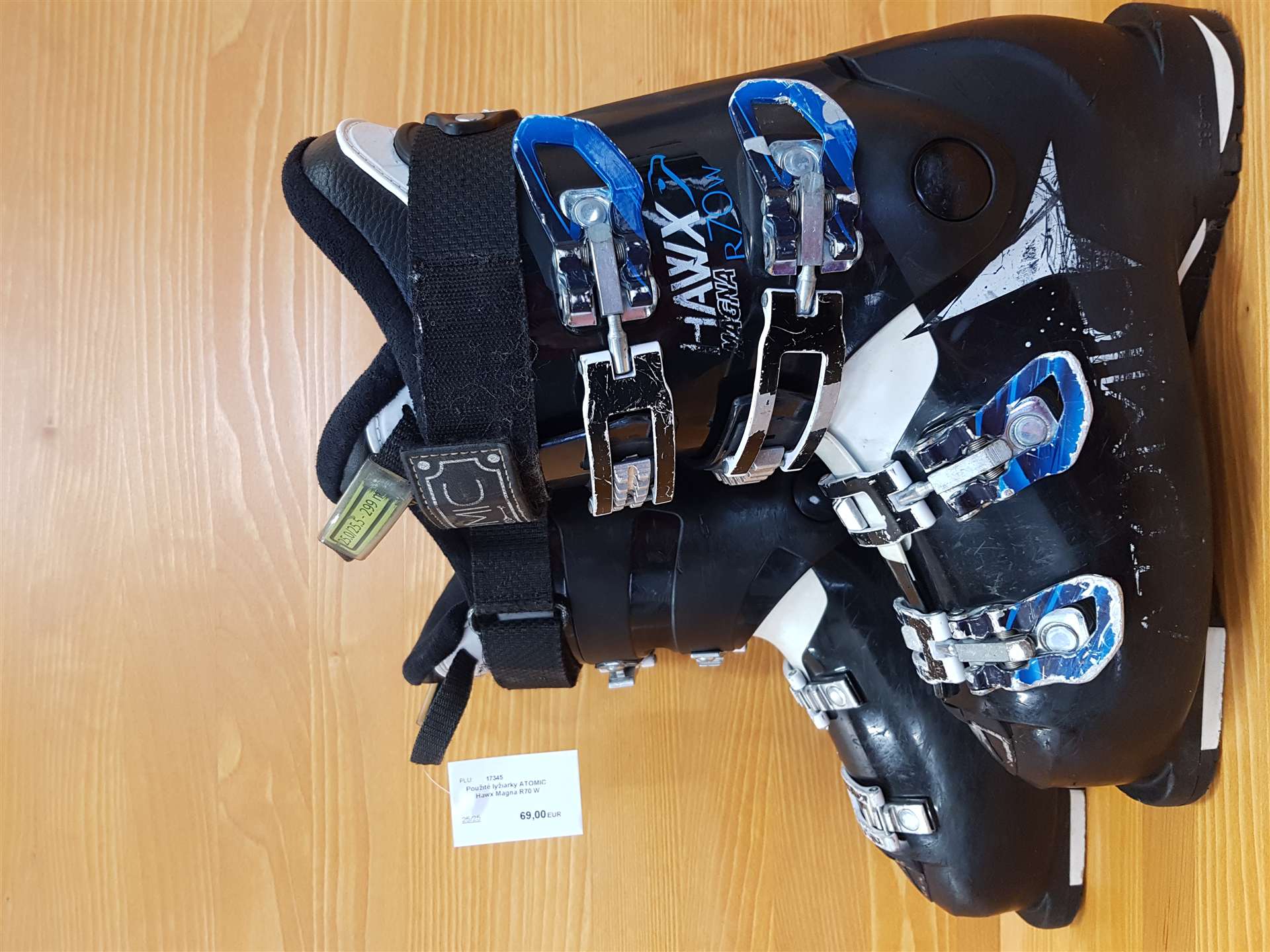 Použité lyžiarky ATOMIC Hawx Magna R70 W