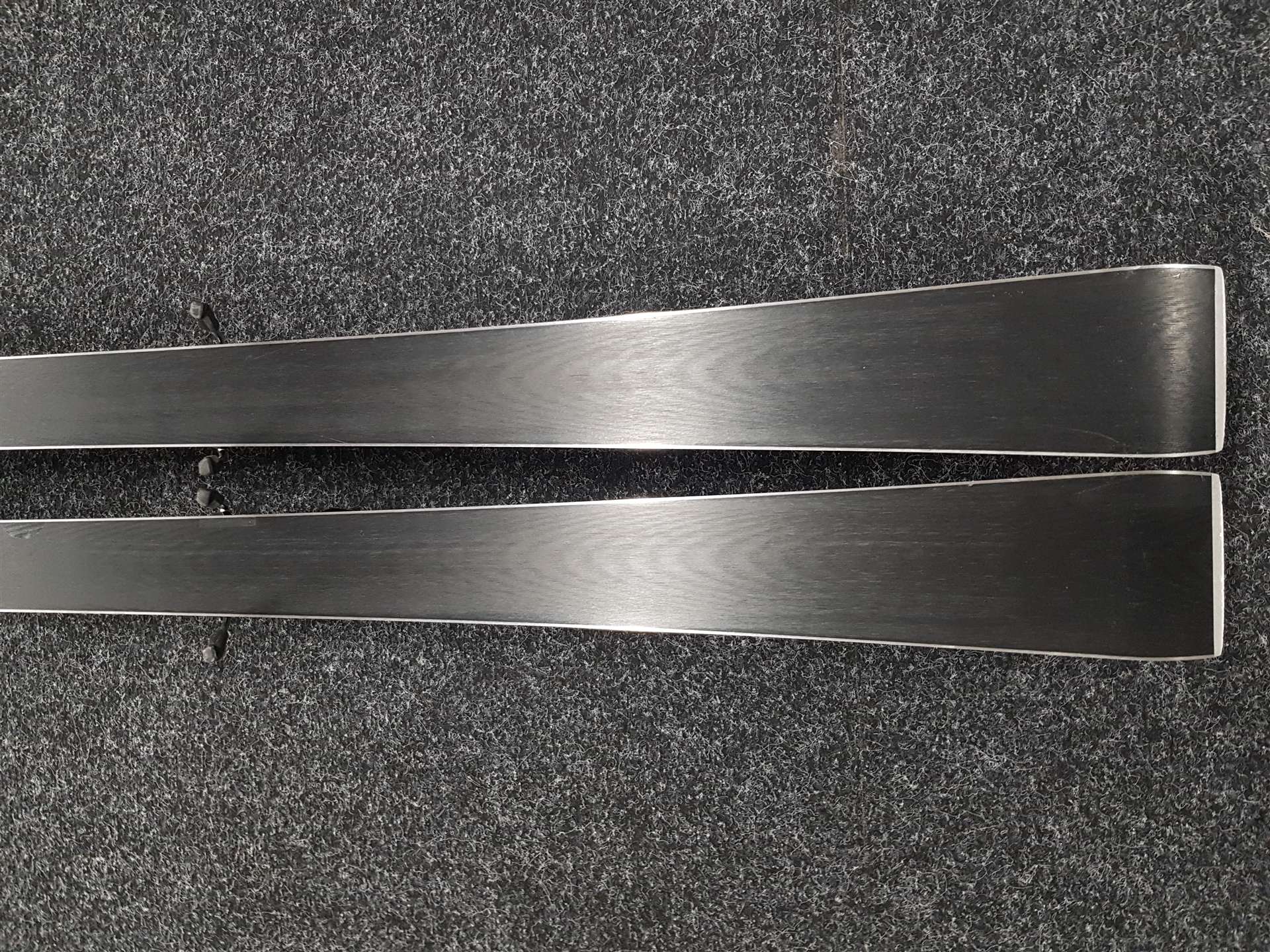 Schiuri HEAD I/Race folosite + legături Head FF Evo 14