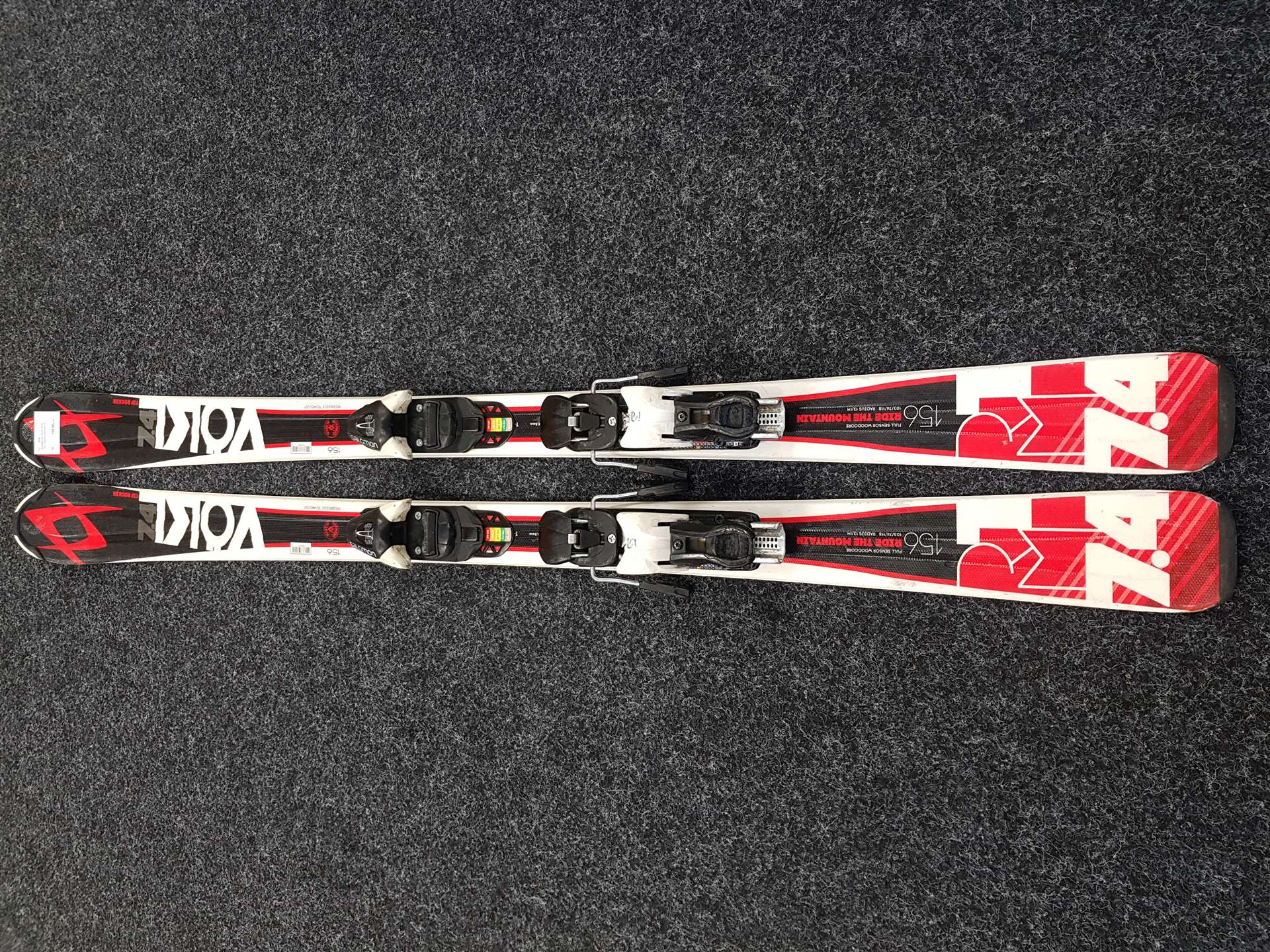 Použité lyže VOLKL RTM 7.4 + viazanie Salomon 10