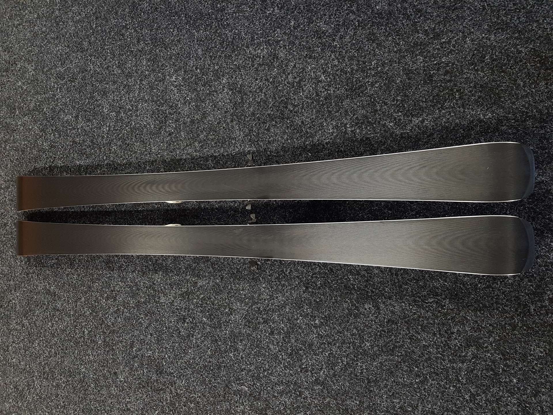 Použité lyže VOLKL RTM 7.4 + viazanie Salomon 10