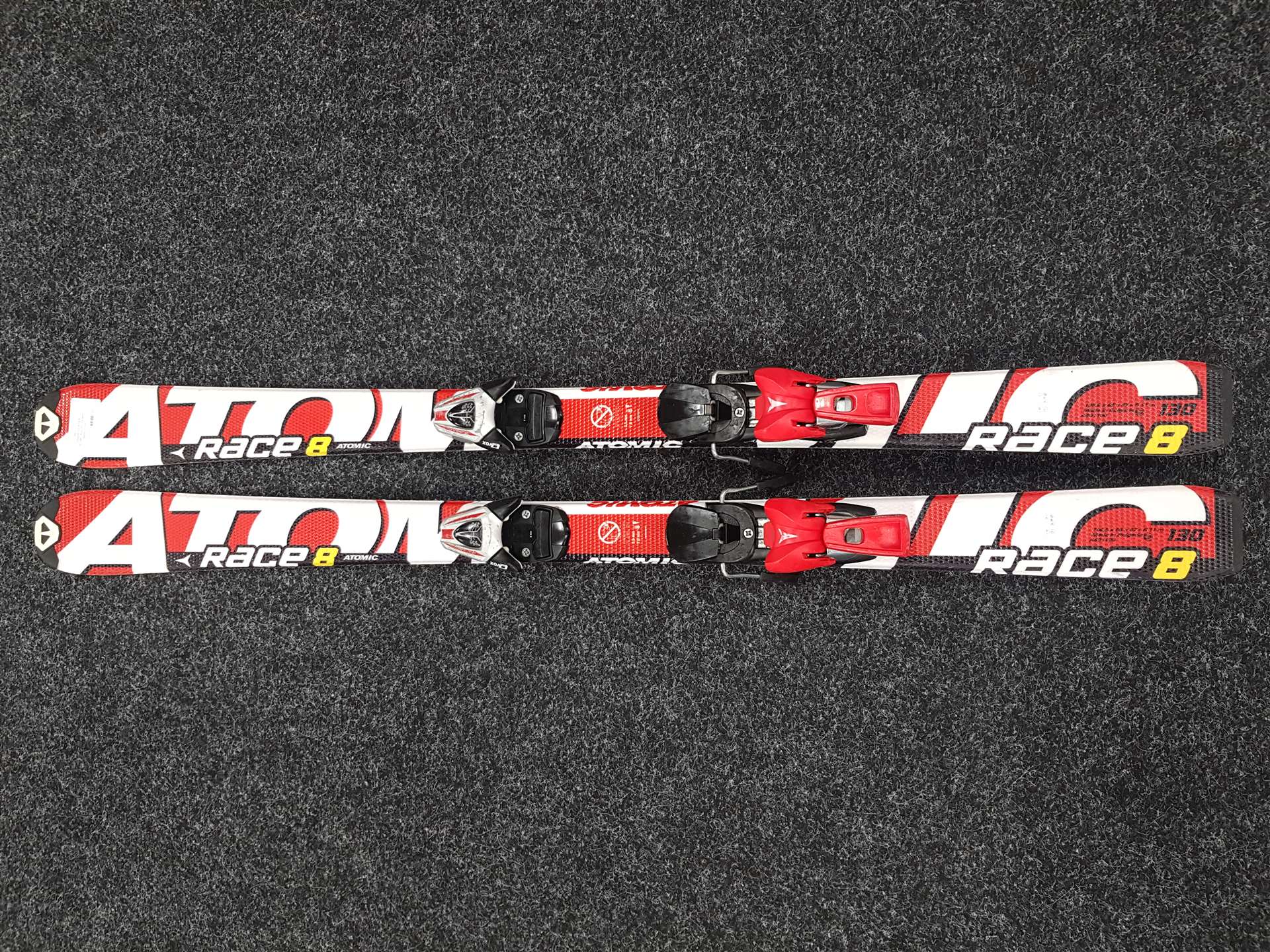 Używane narty dziecięce ATOMIC Race 8 + wiązania Atomic Evox 7