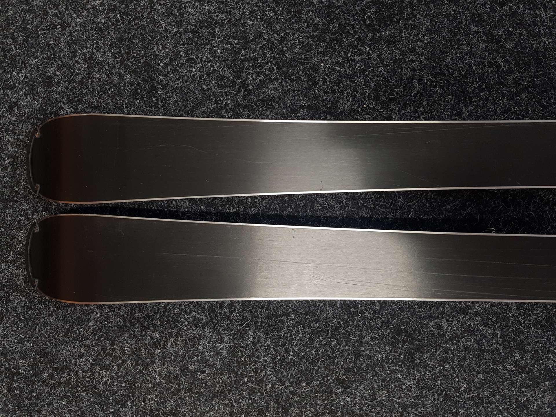 Použité detské lyže ARTIS Talent + viazanie Tyrolia 4,5