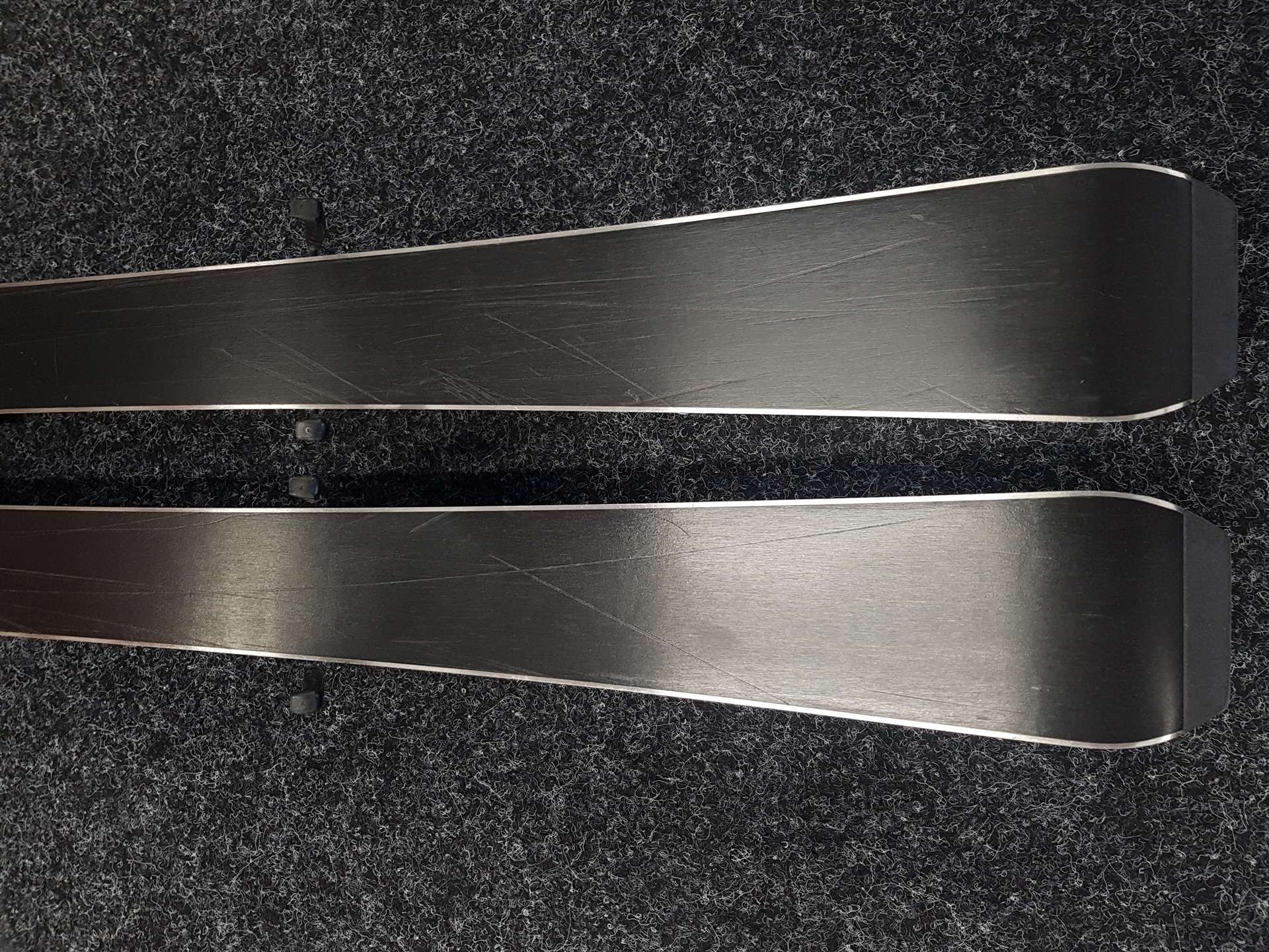 Použité detské lyže ARTIS Talent + viazanie Tyrolia 4,5