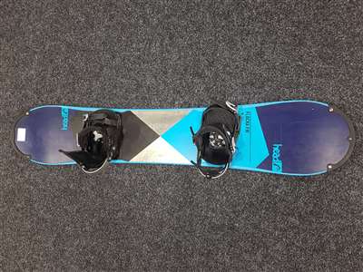 Rabljeni snowboard HEAD Flocka FW + vezovi Head veličina M