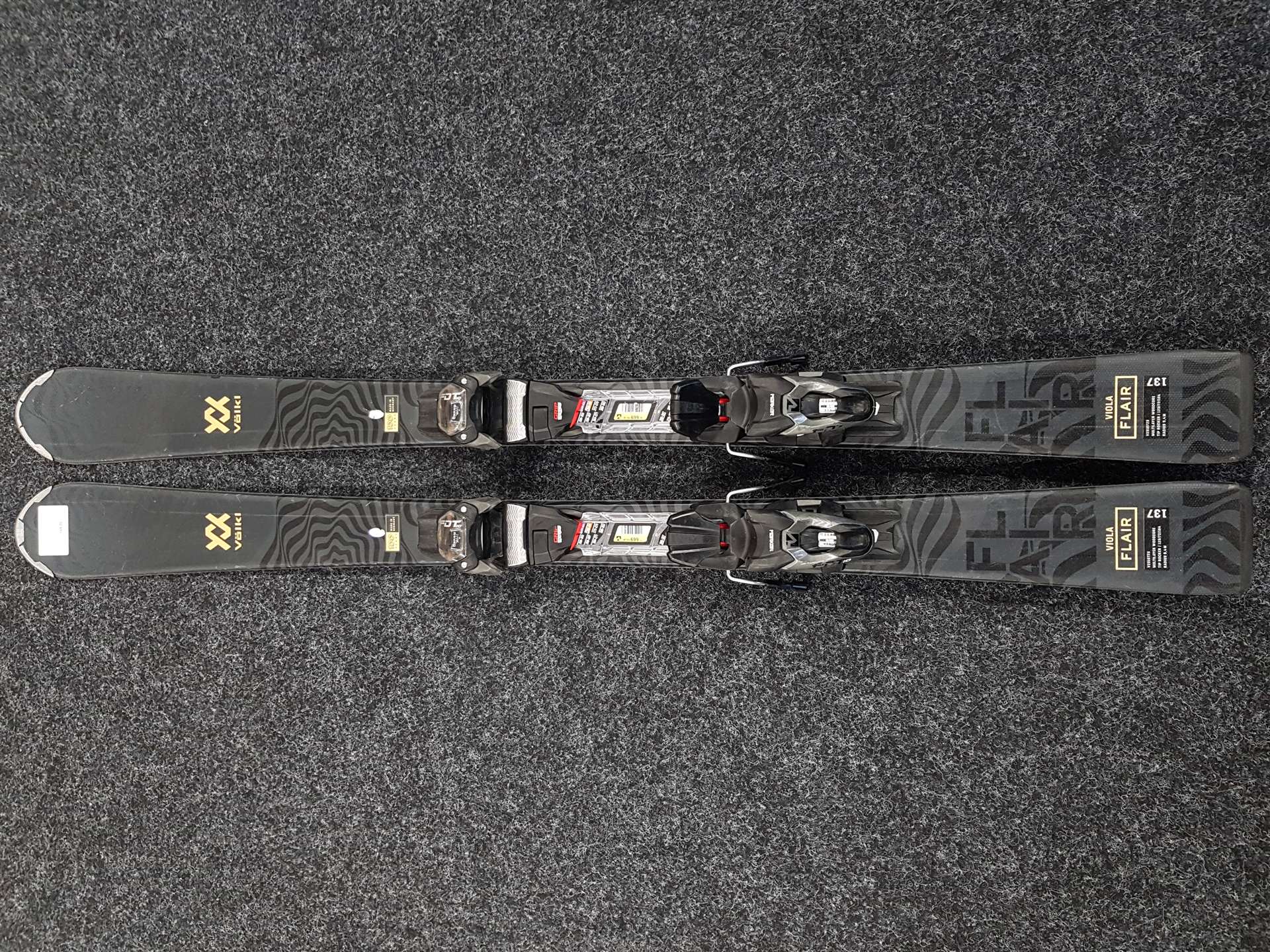 Schiuri VOLKL Viola Flair folosite + legături Marker FTD 10