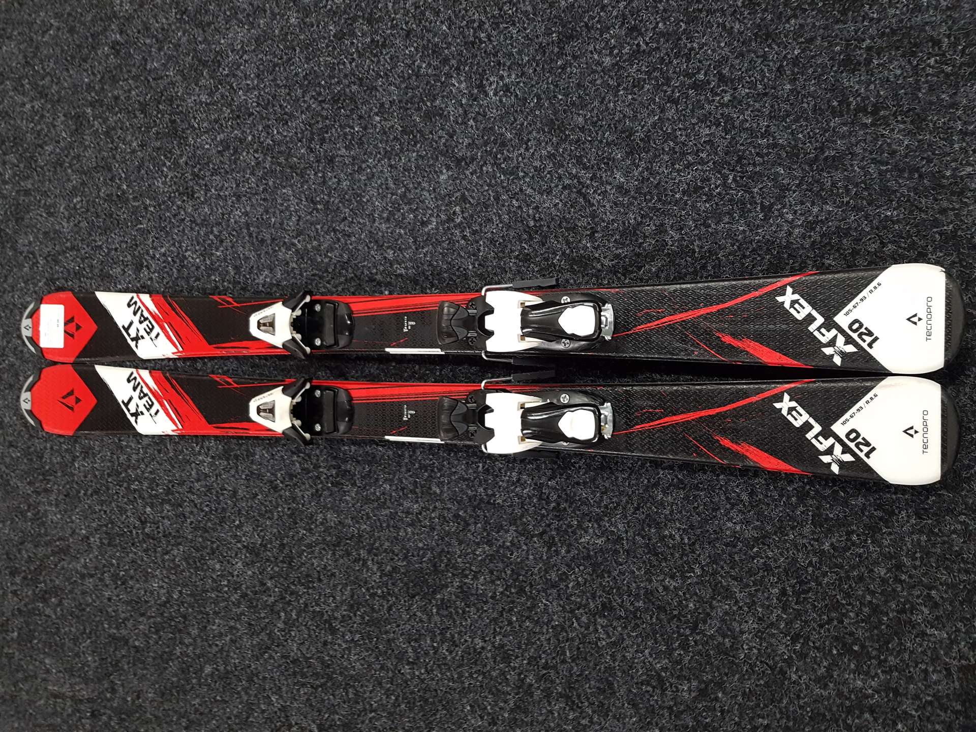 Použité lyže TECNOPRO XT Team  + viazanie Tecnopro TC 4,5