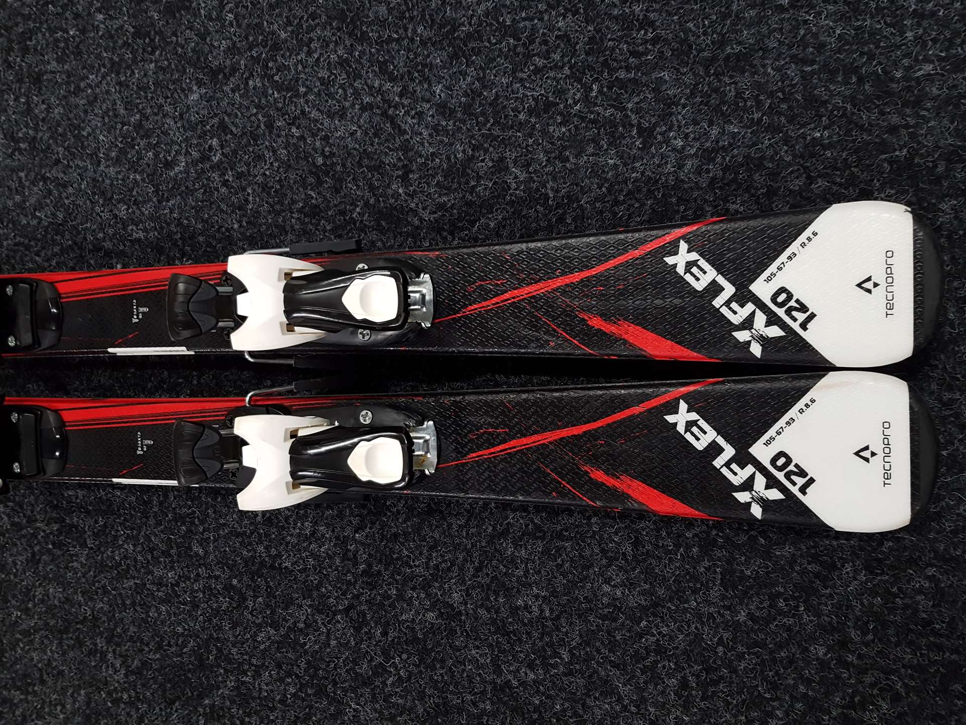 Použité lyže TECNOPRO XT Team  + viazanie Tecnopro TC 4,5