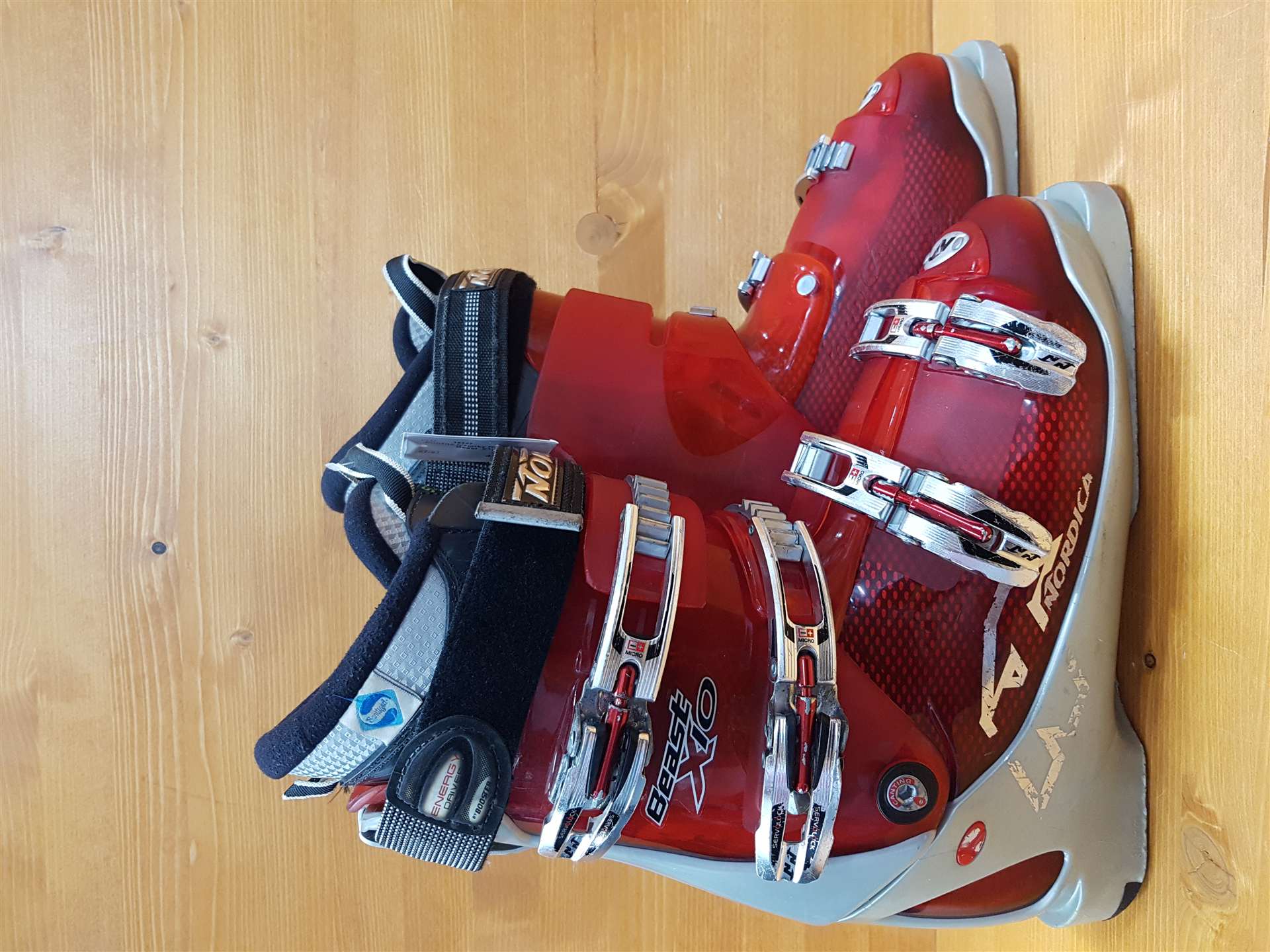 Použité lyžiarky NORDICA Beast  X10
