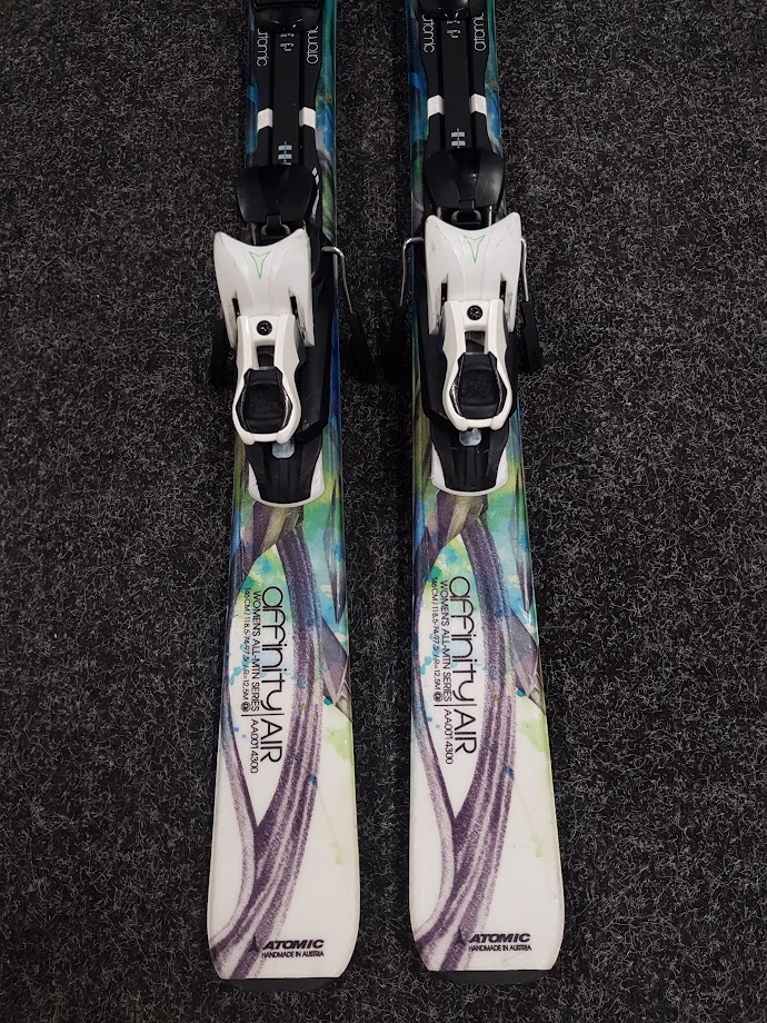 Damen Ski ATOMIC AFFINITY AIR, All Mountain Rocker, Cap fiber core + Atomic  XTE 10 - Mardosport.de