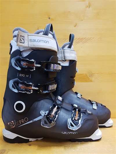 Używane buty narciarskie Salomon XPRO R90 W