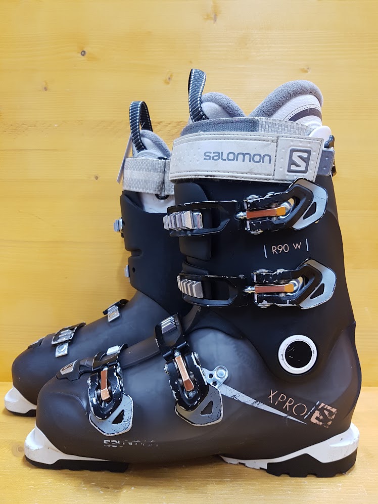Używane buty narciarskie Salomon XPRO R90 W