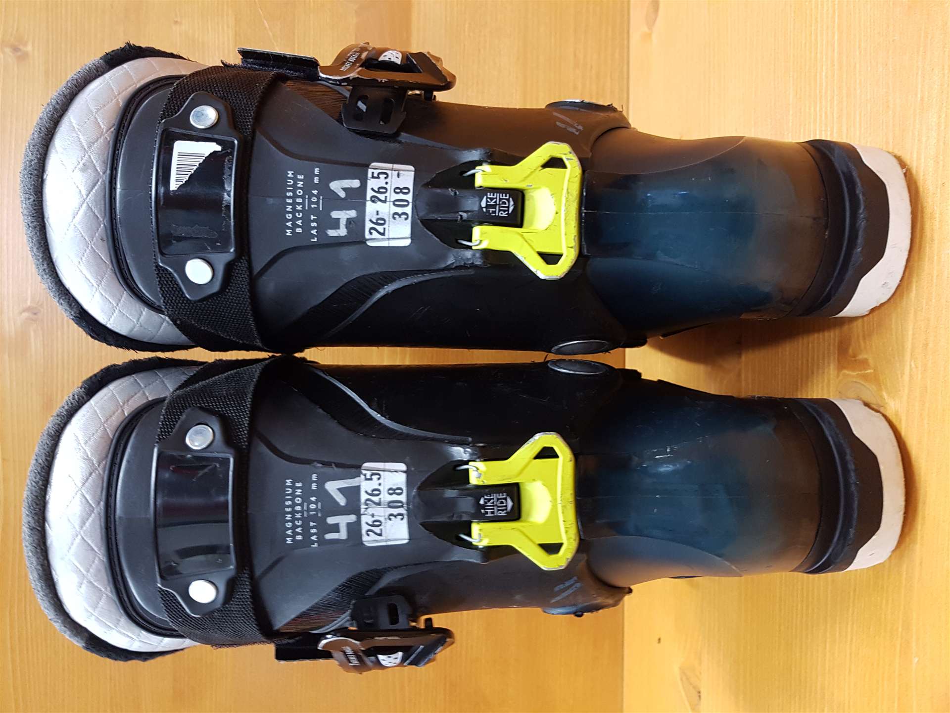 Gebrauchte Skischuhe SALOMON QST Access R80