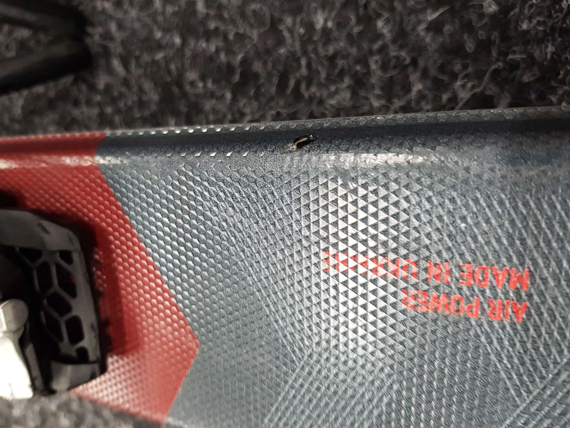 Použité lyže FISCHER Fire + viazanie Fischer TS 9