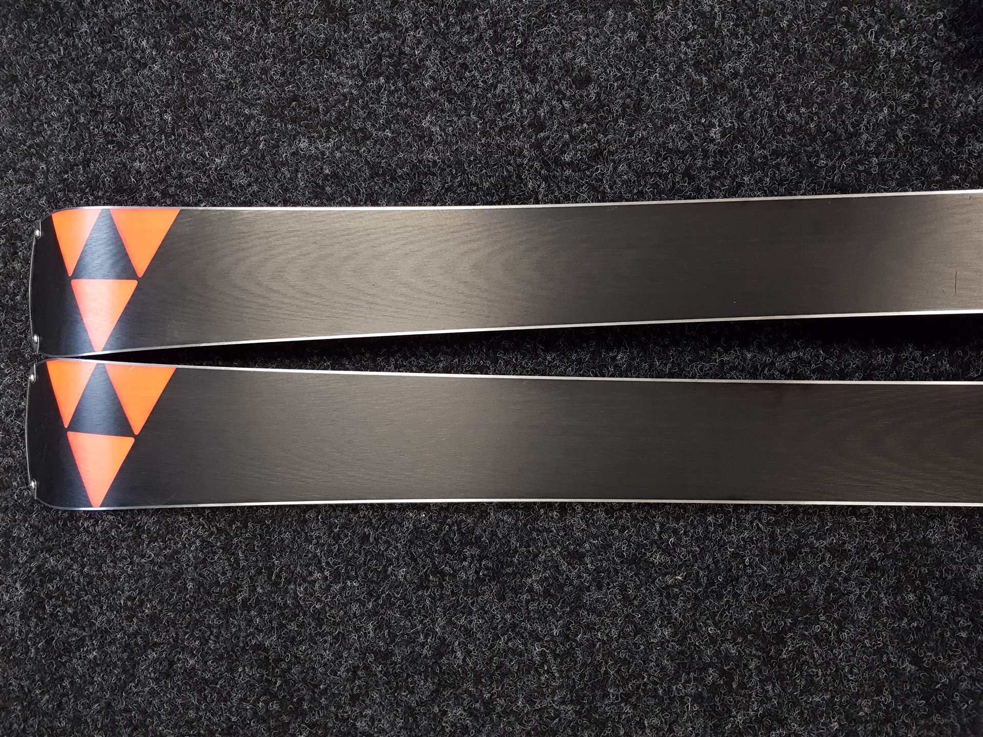 Použité lyže FISCHER The Curv DTX + vázání Fischer RSX 12