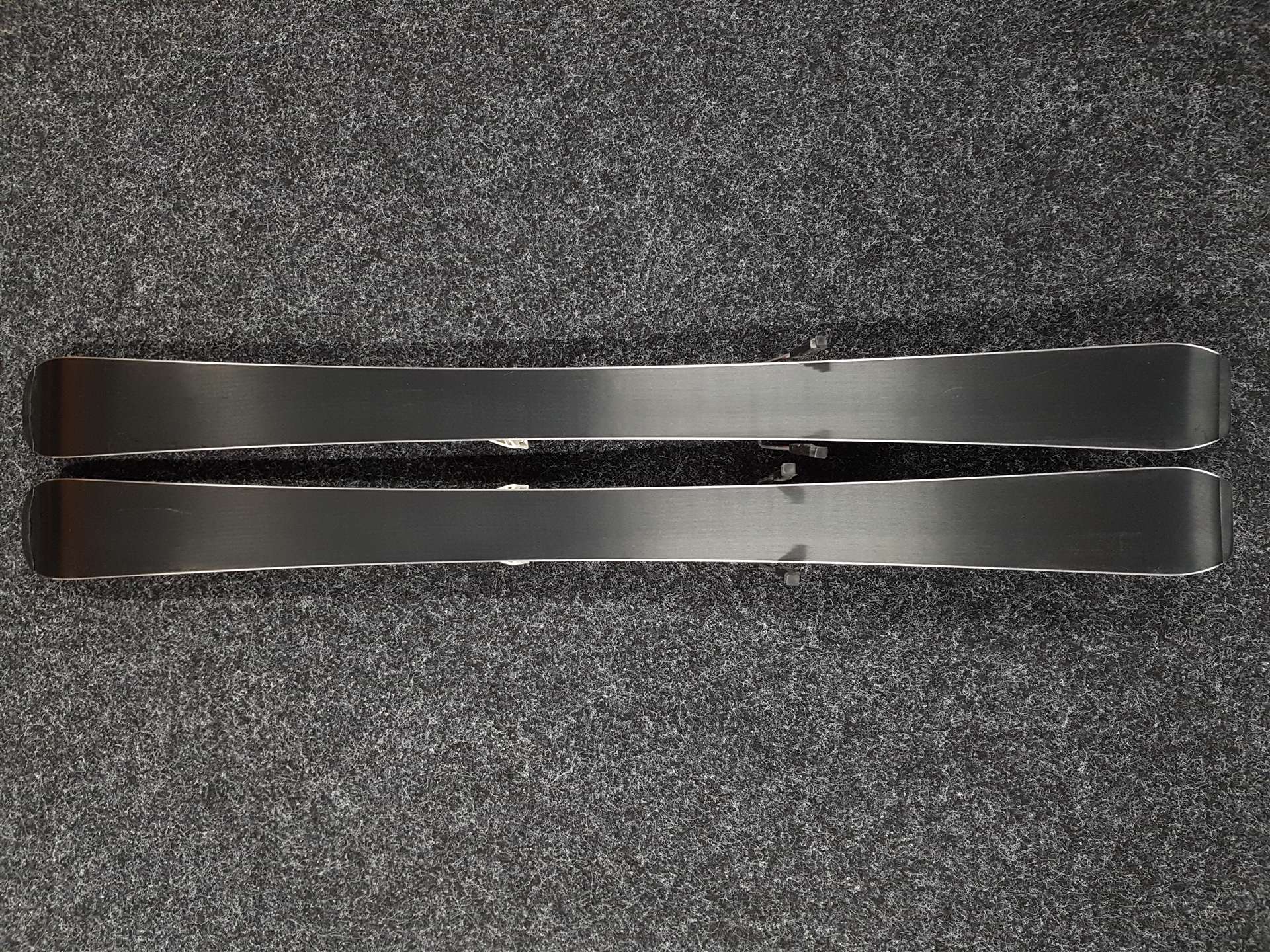 Použité detské lyže ATOMIC REDSTER + viazanie Atomic XTE 4.5