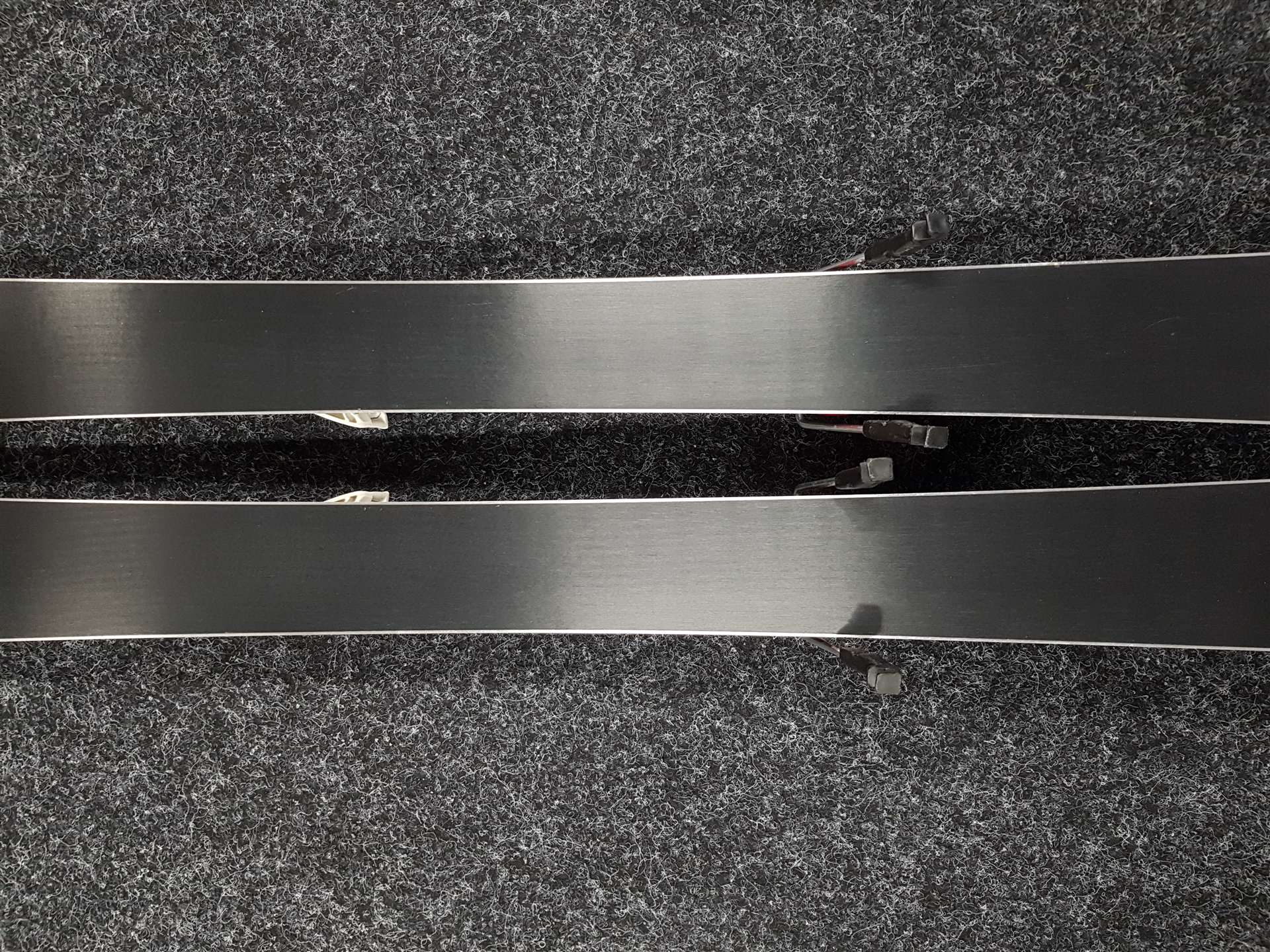 Použité detské lyže ATOMIC REDSTER + viazanie Atomic XTE 4.5