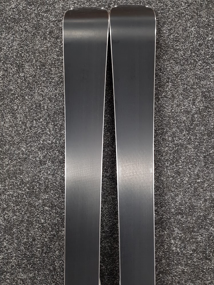 Używane narty Rossignol Nova 7 LTD