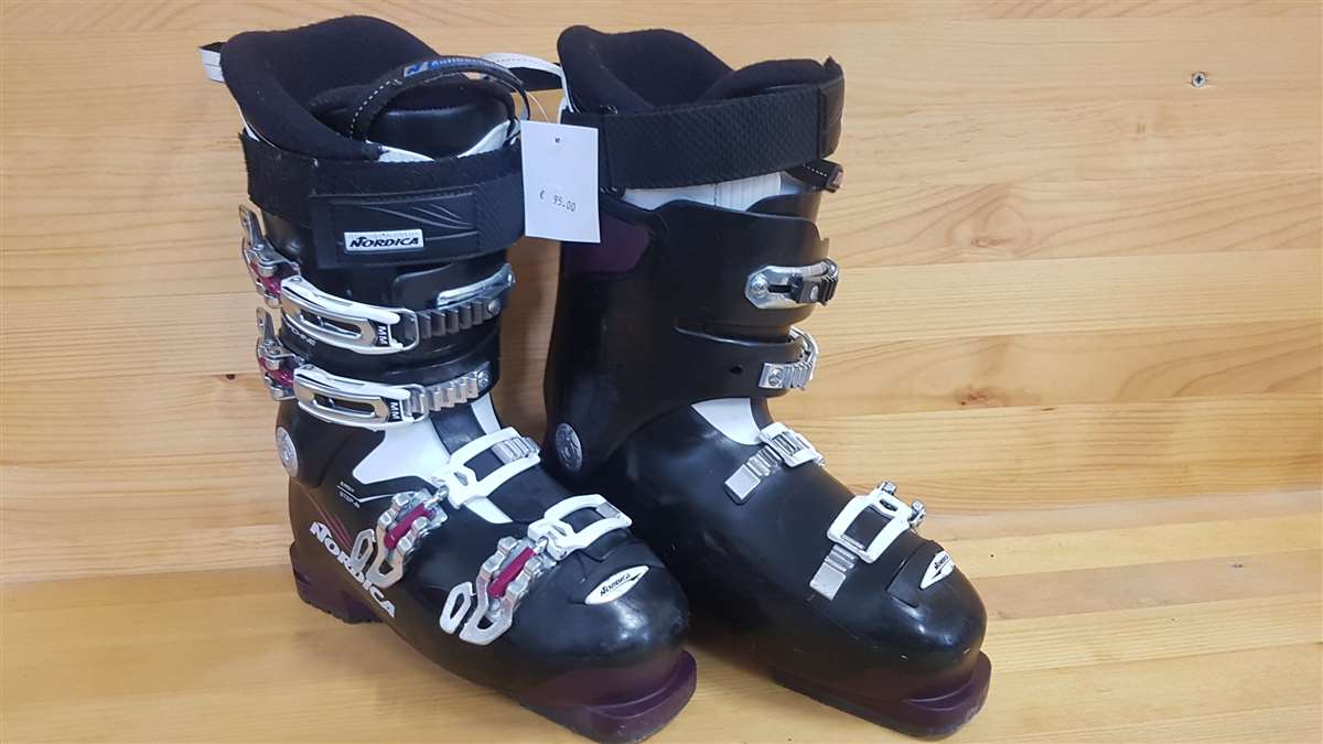 Bazárové lyžiarky NORDICA 75 WR Sport Machine
