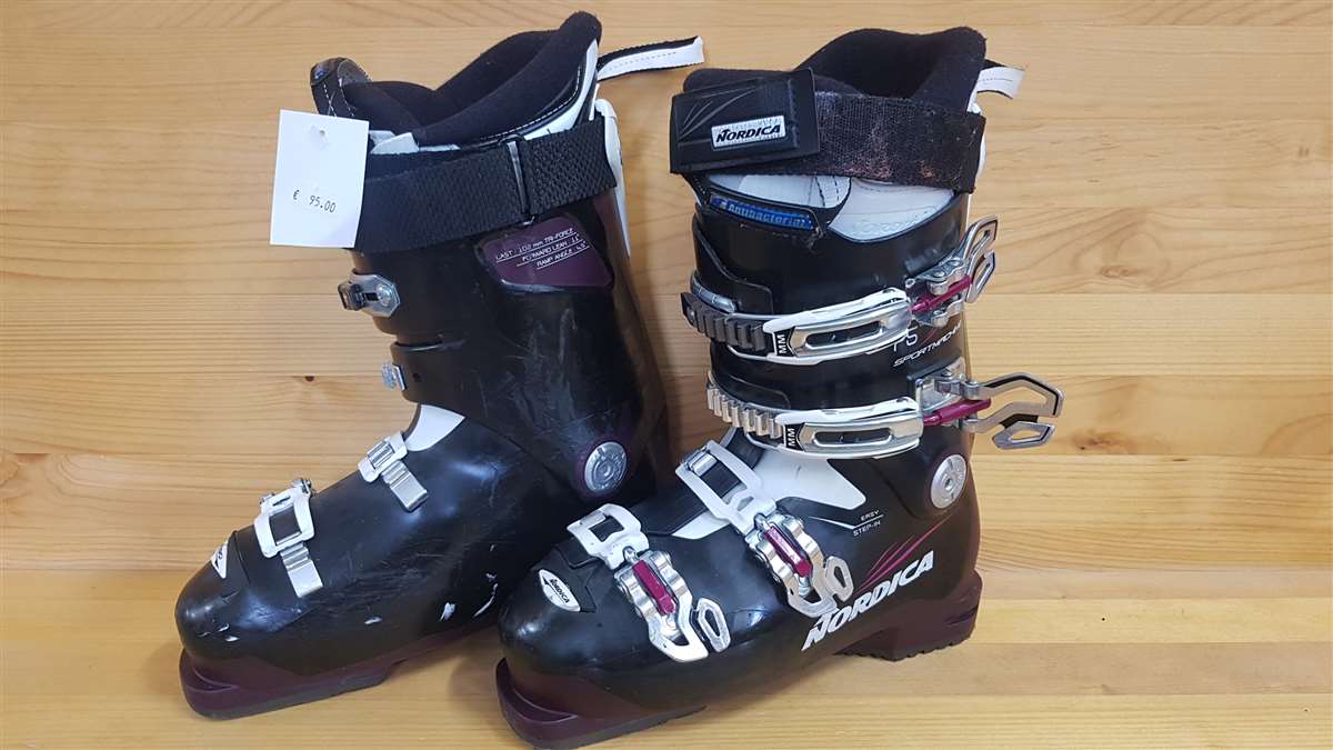 Bazárové lyžiarky NORDICA 75 WR Sport Machine