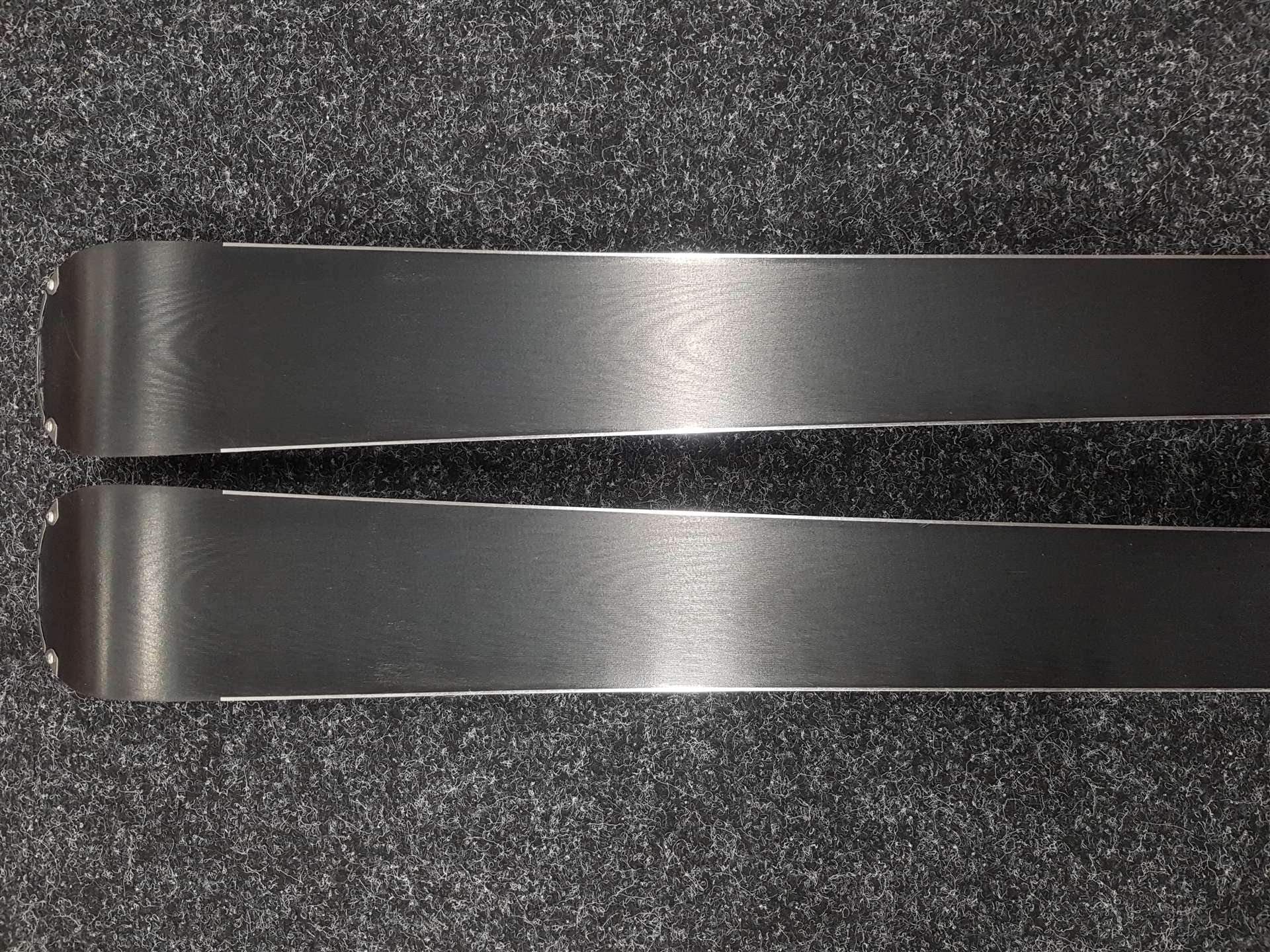 Esquís ROSSIGNOL Zenith SX usados + fijaciones Look Xpress 10