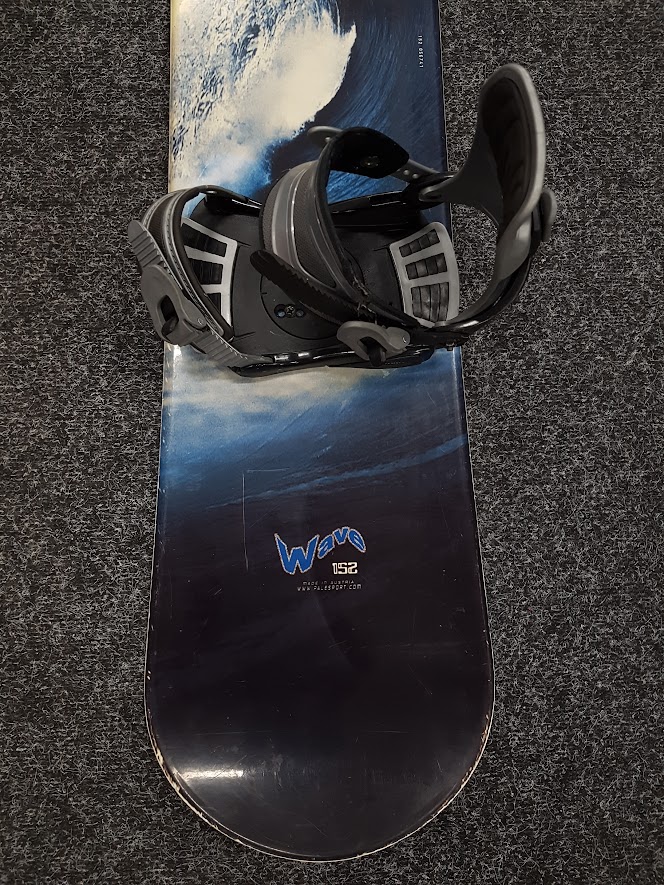 Bazarový snowboard Wave + vázání Factory velikost M/L