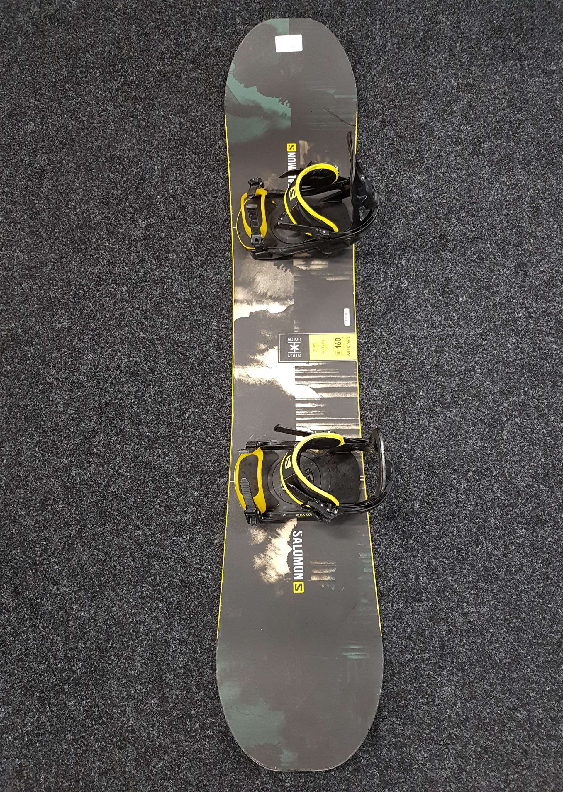 Snowboard Salomon Wild Card folosit + legături Salomon mărimea L