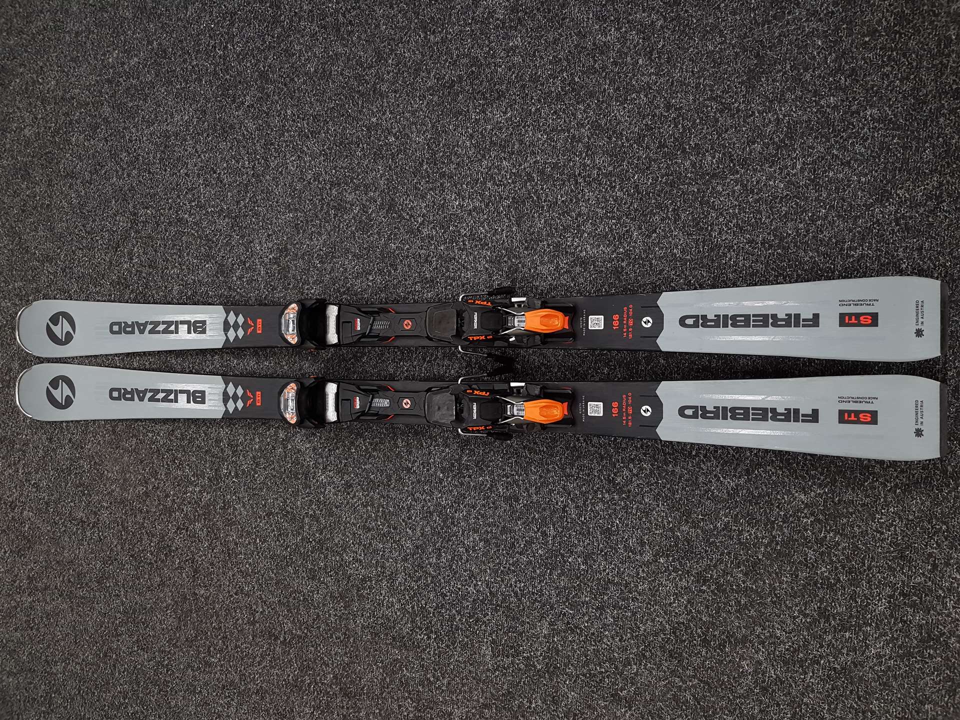 Použité lyže BLIZZARD FIREBIRD