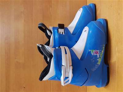 Używane buty narciarskie SALOMON T1