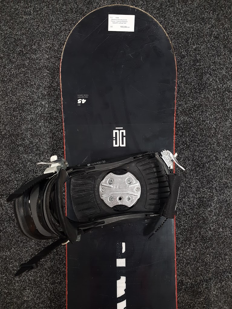 Deska snowboardowa Bazaar DC Focus + wiązania Salomon SpeedFit w rozmiarze S/M