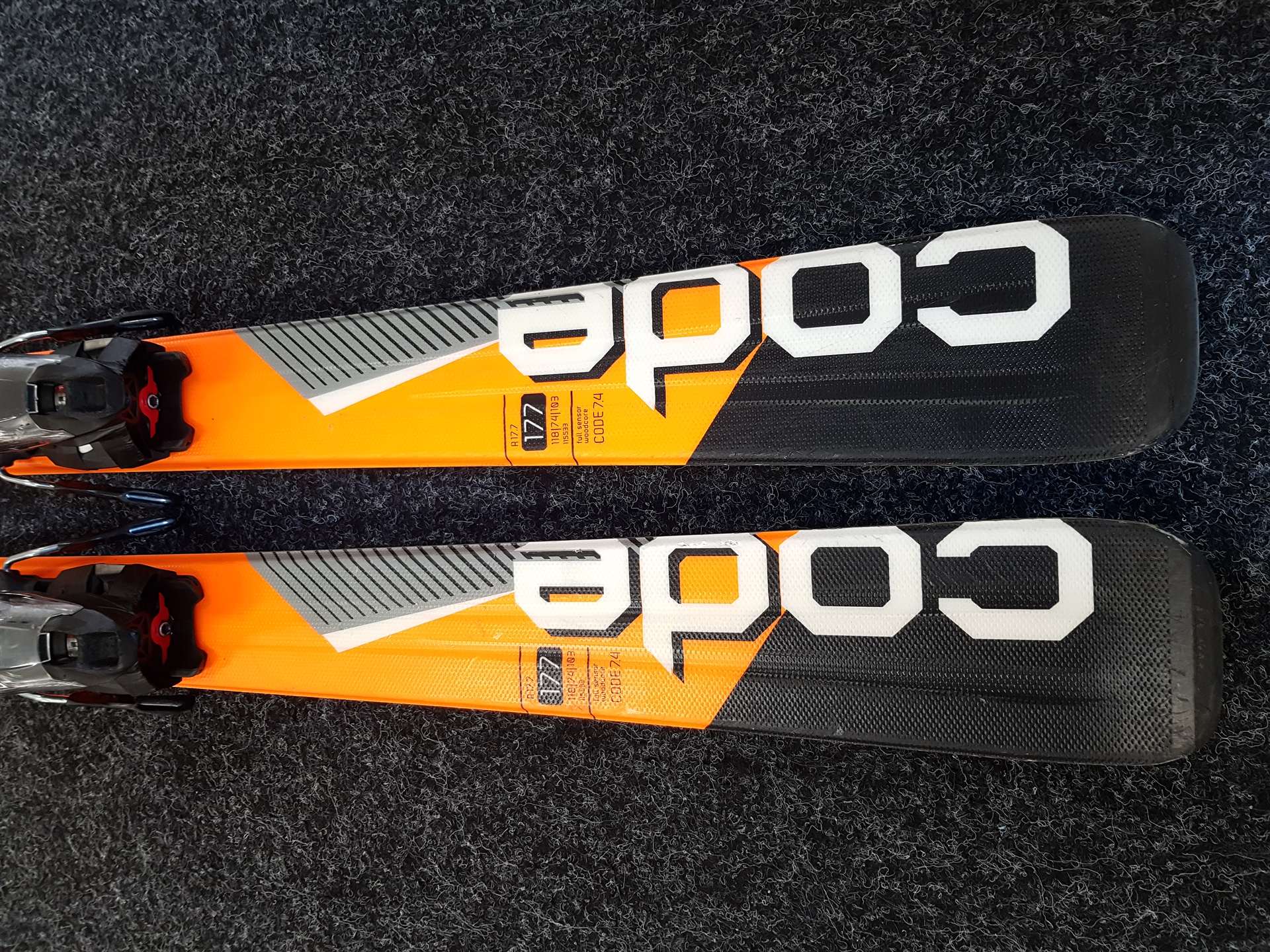 Použité lyže VOLKL Code 7.4 + viazanie Marker FDT 10